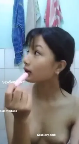 🍑🤤Asian teen slut ass and pussy play bathroo Part 4