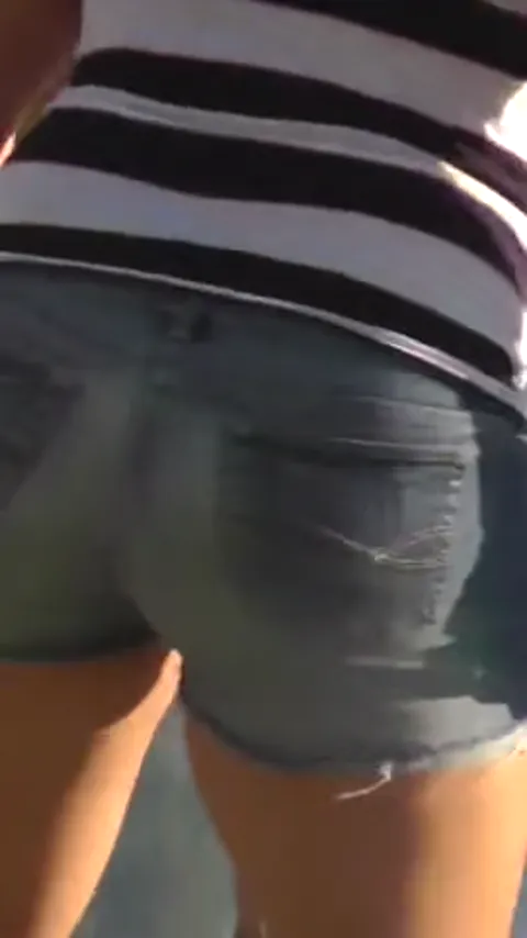 Beach Teen Voyeur Part 38