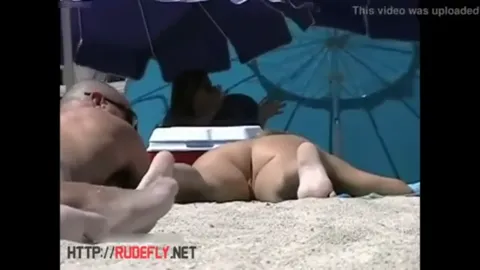 Beach voyeur Part 11