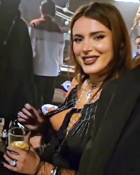 Bella Thorne nipple slip  GIF