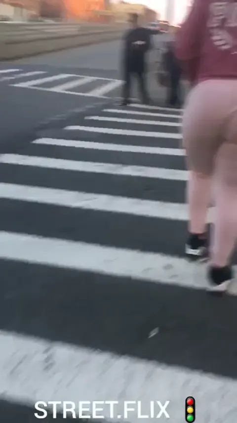 Big black girl ass on street Part 4