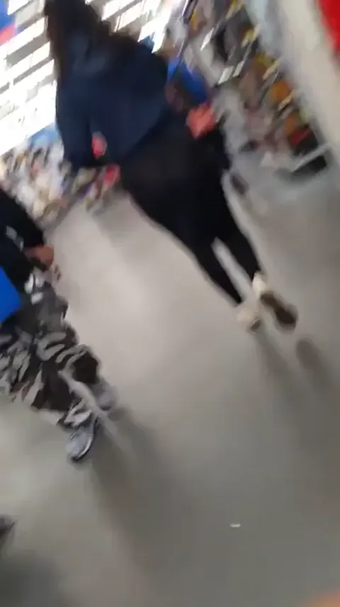 Big Butt Leggings Shopping Pawg Creep Part 1