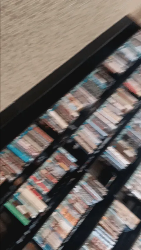 Candid ass in the library