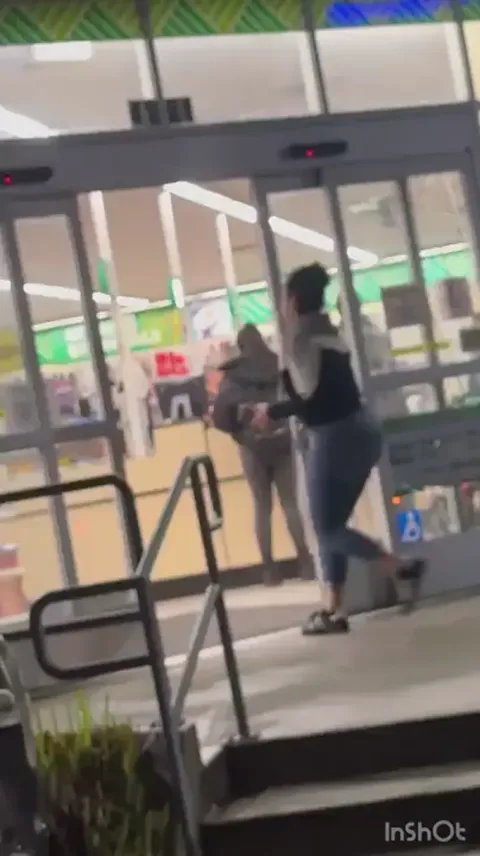 Candid Big Butt Cashier Slut Part 1