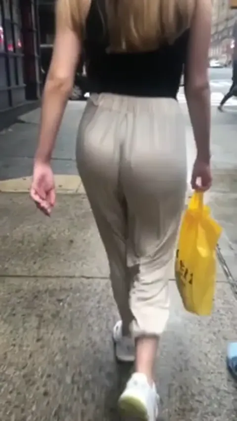 Candid Blonde Nice Ass Part 4