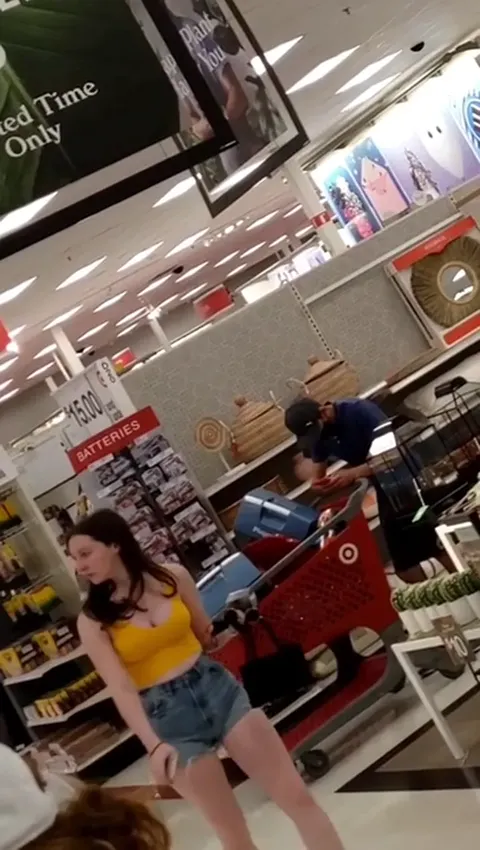 Candid BUSTY College Teen with cleavage shopping Part 3