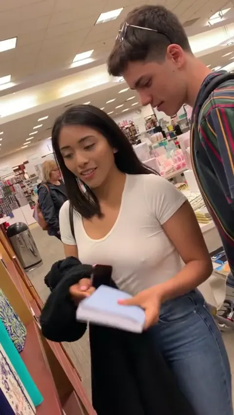 Candid college girl pokies Part 2