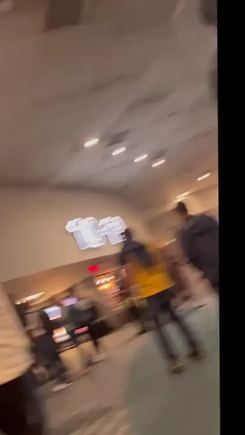 candid girl leggings booty Part 1