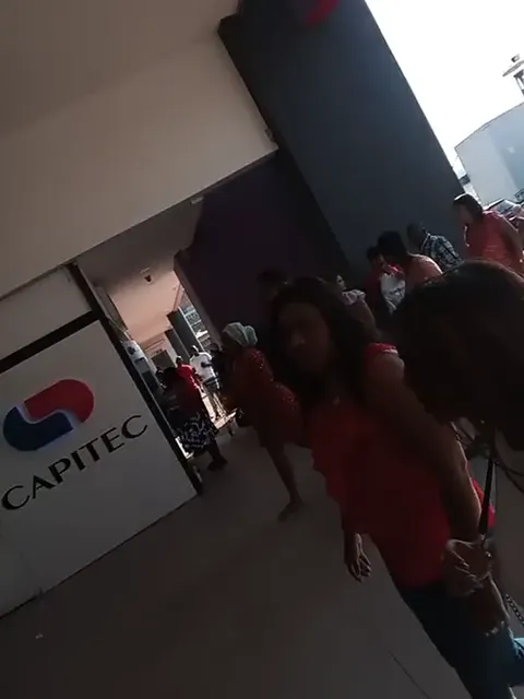 CANDID HUGE INDIAN TITS PHOENIX PLAZA 300624 Part 2