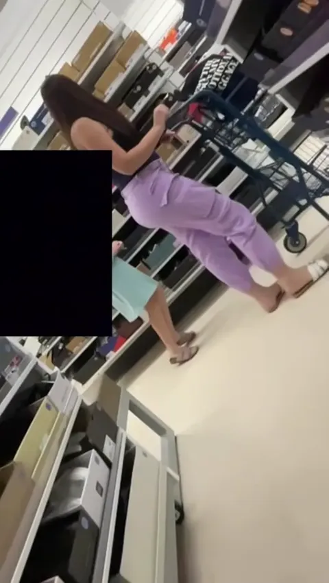 Candid Latina Milf Booty Part 2