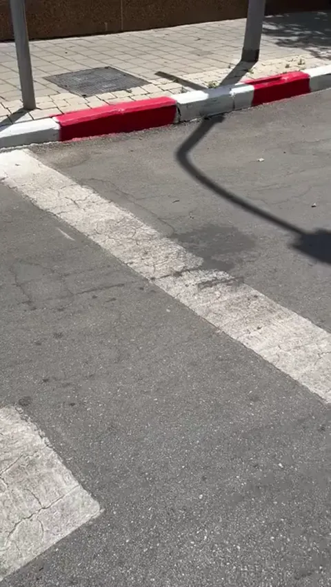 Candid mother and daughter Part 1