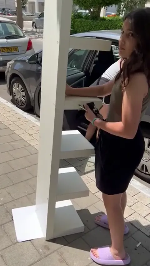 Candid mother and daughter Part 2