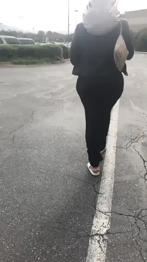 Caught Recording ass (they love it) Part 1