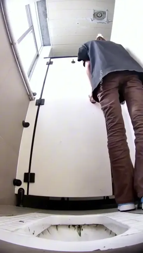Chinese university toilet Part 4