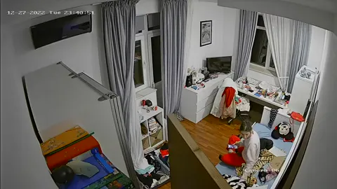 College Girl Rubs her Pussy Part 2