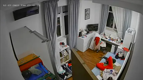 College Girl Rubs her Pussy Part 29