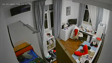 College Girl Rubs her Pussy Part 3