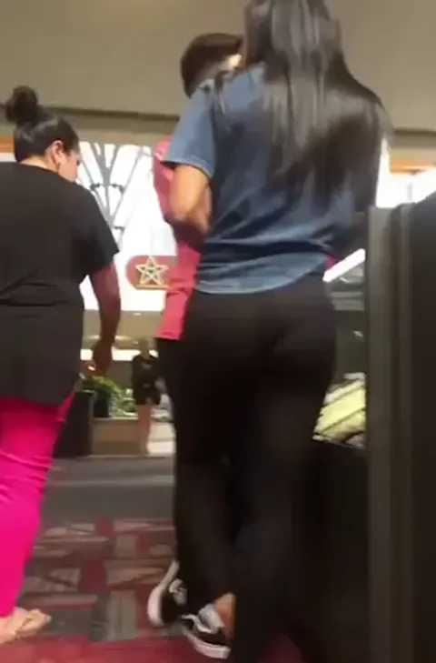 Cute Black Girl Candid Booty Part 1