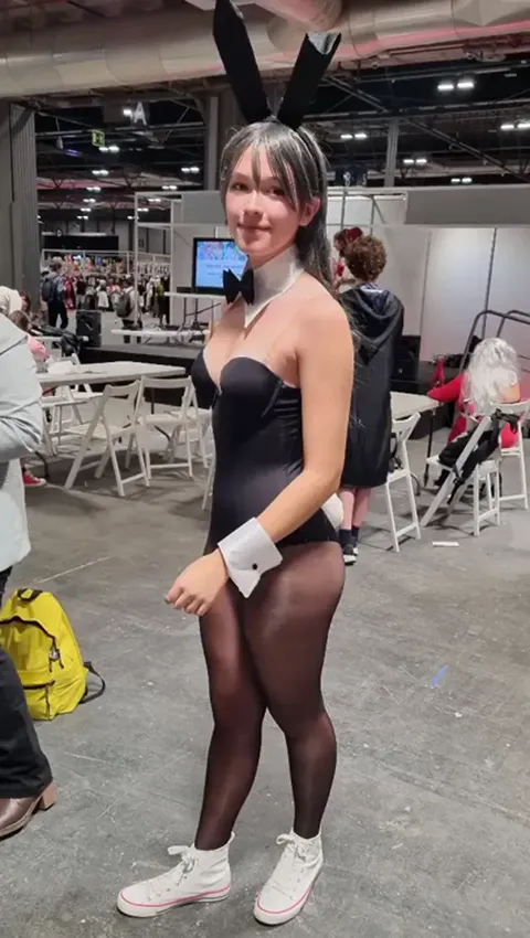 Cute Hot Bunny Girl Cosplay Candid Creepshot Ass Part 1
