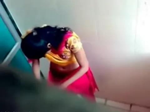 Desi pissing voyeur Part 11