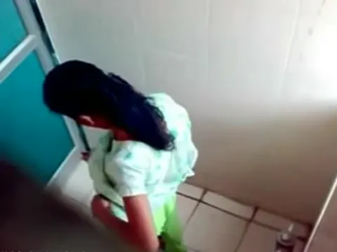 Desi pissing voyeur Part 19
