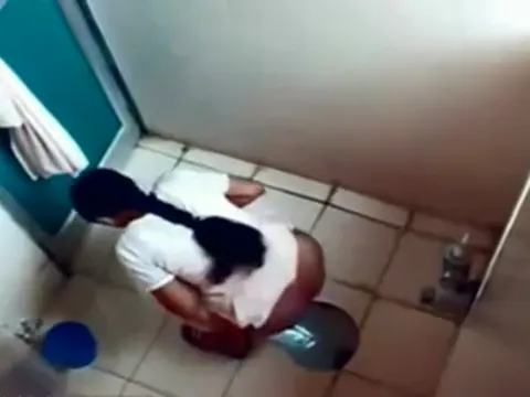 Desi pissing voyeur Part 22