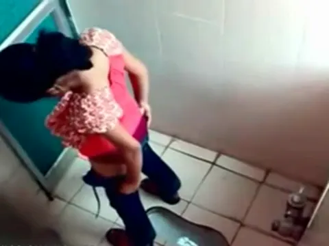 Desi pissing voyeur Part 27