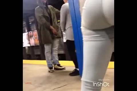 For Da Booty Luvas  ;}- Part 5