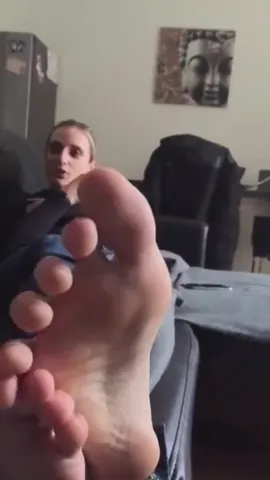 French candid feet Part 9