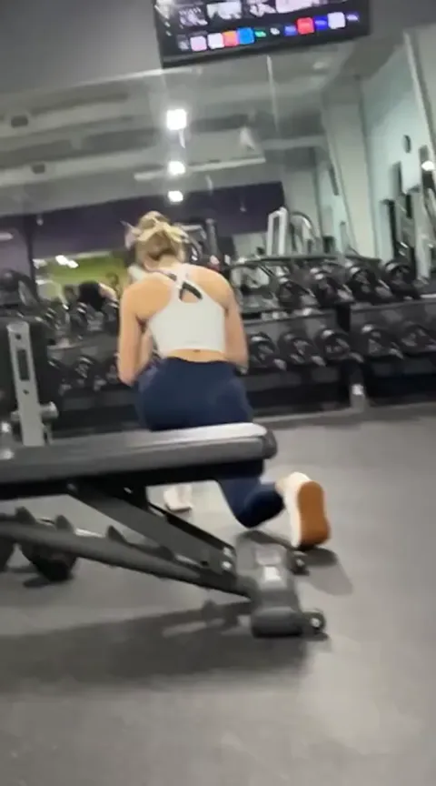 Gym Slut (Rate my ass and look) Part 1