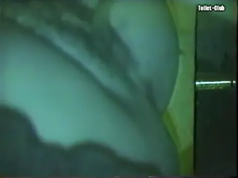 Hidden camera pissing Part 16