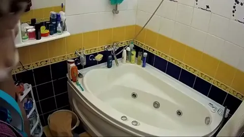 Hot Babe shaving pussy caught on hidden camera Part 1