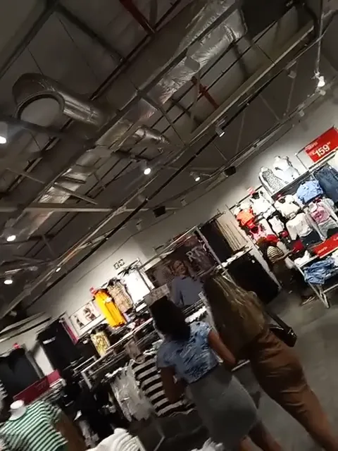 MR PRICE PHX PLAZA CANDID INDIAN & BLACK Part 3