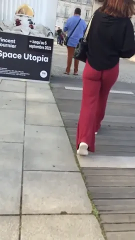 My french voyeur stuff : deep slit Part 4