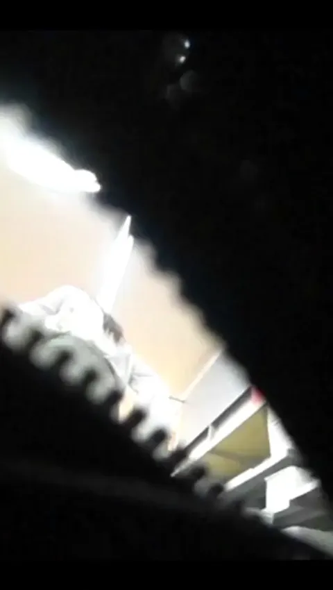 Quick uppie of a Hott Milf while shopping Part 1