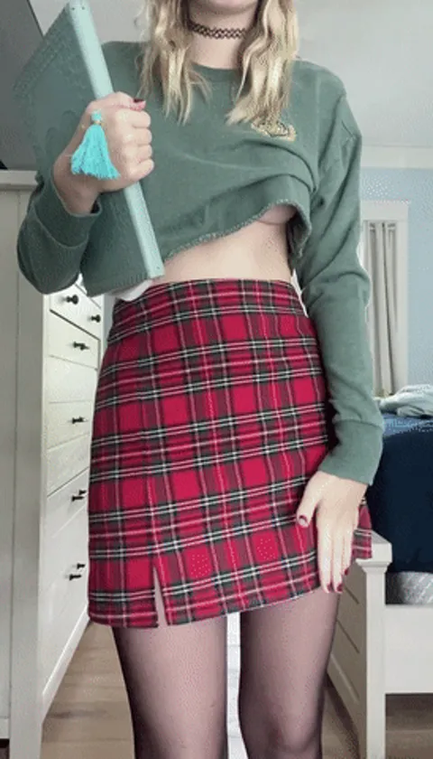 Sexy candid anal teen girl pose