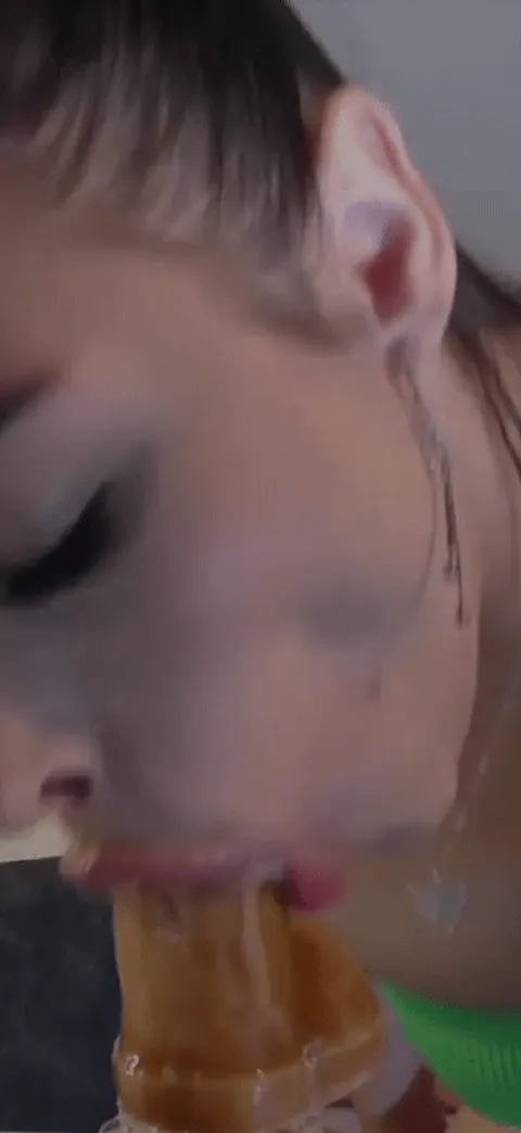 Sexy candid gif teen girl outdoor