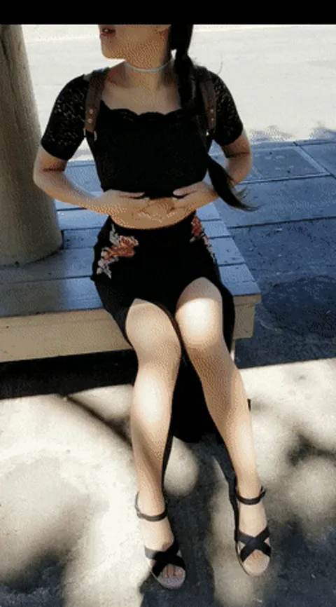 Sexy candid outdoor teen girl public