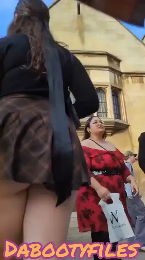 Short skirt and fatass don't get along Part 1