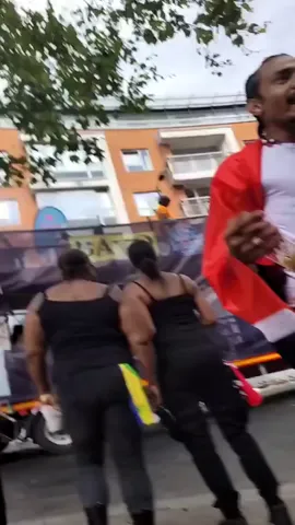 Some candid teen Part 1