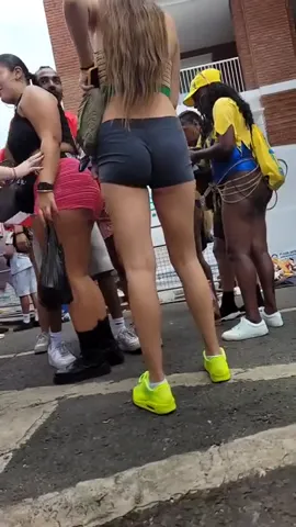 Some candid teen Part 7