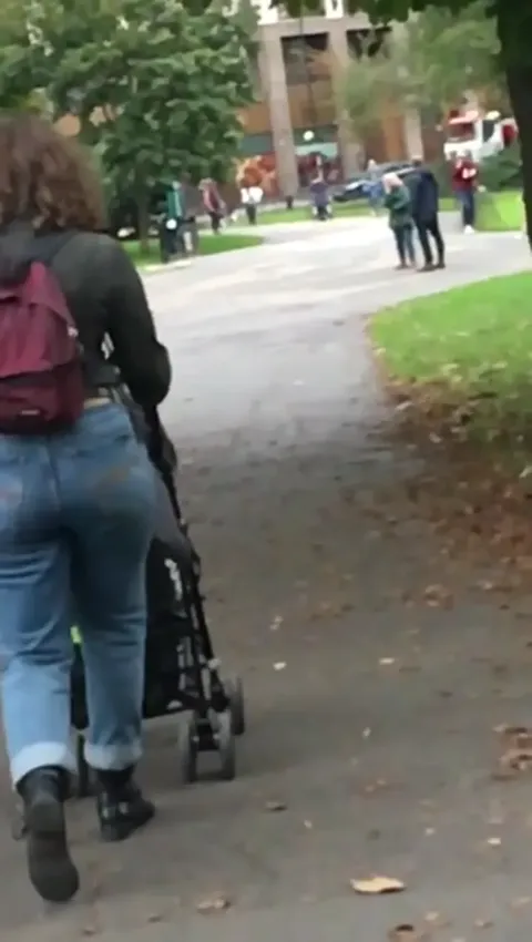 Super hot mom ass walk Part 3