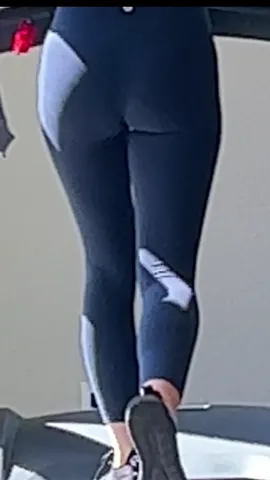Teen Candid gym ass voyeur Part 2