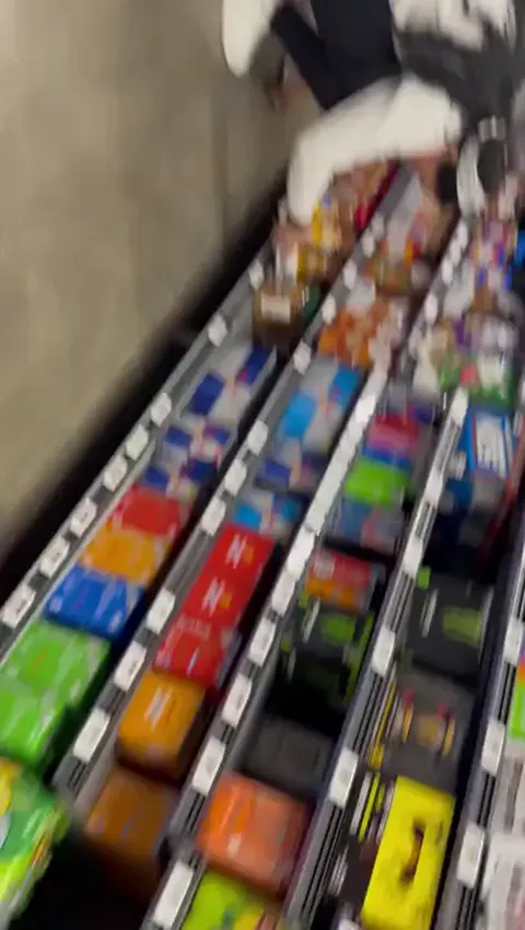 Thick Latina worker Part 1