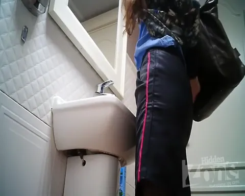 Voyeur SpyCam Part 8