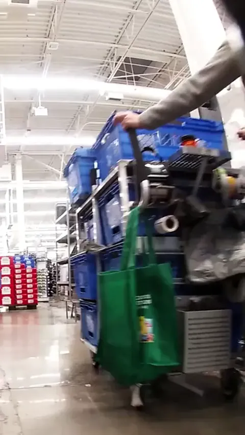 walmart worker teasing Part 1