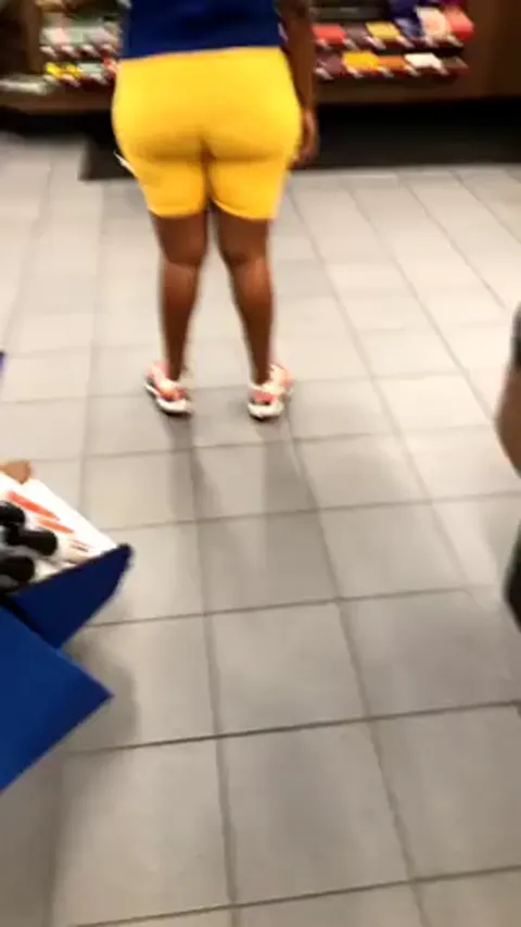 Yummy Ass In Corner Store Part 1